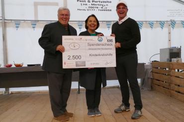 Anlässlich des 50-jährigen Jubiläums der Donauwörther Mondspritzer wurde die Idee geboren auch einmal ein Benefiz-Golfturnier zu veranstalten