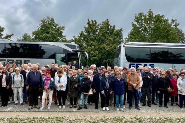 Das Bild zeigt die Teilnehmer*innen des Seniorenausflugs 2022