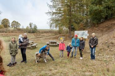 Unterwegs auf dem Lehrpfad der Geotope Klosterberg. 