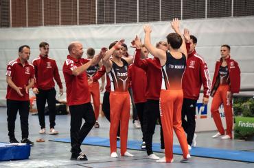 Monheim freut sich über den zweiten Saisonsieg.