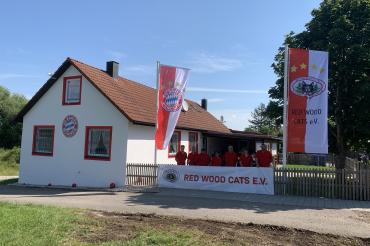 Im Bild ist das Vereinsheim der Red Wood Cats in Otting zu sehen