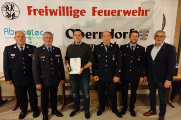 KBM Volker Grossmann, KBI Jürgen Scheerer, Peter Link, 1. Kommandant Bernhard Gayr, 2. Kommandant Fabian Schilz, 1. Bürgermeister Franz Moll.