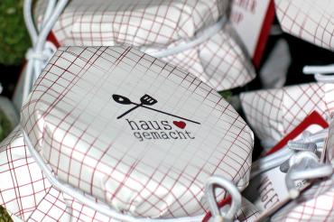 Das Bild zeigt ein Einmachglas.