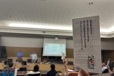 Rund 50 Personen kamen am Donnerstagabend im Sitzungssaal des Landratsamts in Donauwörth zusammen, um dir Herbstvollversammlung abzuhalten. 