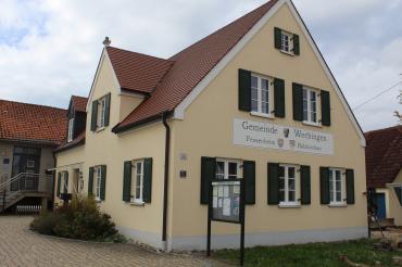 Das Rathaus der Gemeinde Wechingen.