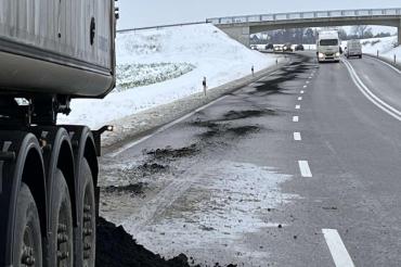 Muldenkipper verliert Humus.