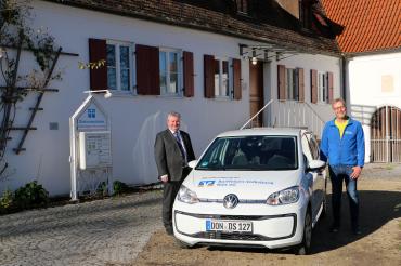 Im Bild ist das Auto-Geschenk zu sehen