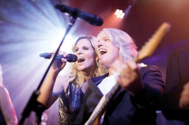 im Bild zu sehen sind: Stephanie Lenk und Milos Malesevic