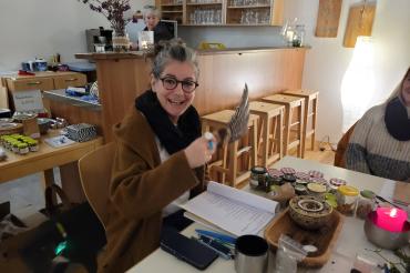 Hausreinigung durch Räuchern.