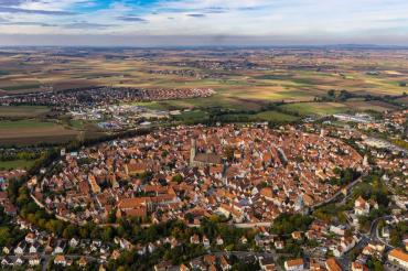 Der Kirchturm „Daniel“ inmitten Ries erhaschen. von Nördlingen.