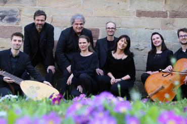 Im Bild zu sehen: Vokalensemble DeCantata