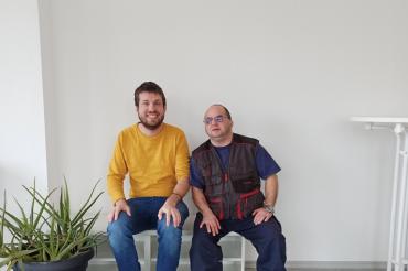 Im Bild sind DJ Cliff und Flo zu sehen.