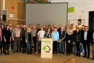 Auf dem Bild zu sehen (von links): Stefan Taglieber, Christine Manz, Franziska Taglieber, Stefan Eireiner, Stefan Beck, Cornelius Manz, Sabine Christ, Stefan Rosenwirth, Christina Wimmer, Klaus Beck, Maximilian Roder, Andreas Haußner, Philipp Stimpfle, Leon Hornung, Anna John, Stefano Maiutto, Rosario Lombardo, Jona Grimm, Karin Förg, Richard Burger, Florian Uhl, Roland Walter, Marianne Reiter, Andreas Auer, David Riedel, Anna Schwab, Volker Reichert, Erwin Taglieber, Alfred Taglieber. 