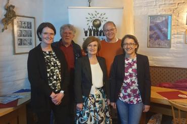 Andrea Seiler, Schriftführerin; Johannes Thum, Beisitzer; Ursula Kneißl-Eder, Kassiererin; Peter Seiler, 2. Vorsitzender; Christine Anselmi, 1. Vorsitzende.