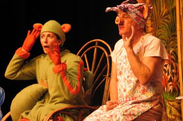 Ein Highlight im B+ Zentrum ist „Urmel aus dem Eis“ mit der Augsburger Theatergruppe „Fritz und Freunde“ 