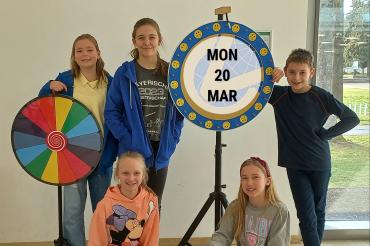 Ein Glücksrad für die 5. Klassen des THG.
