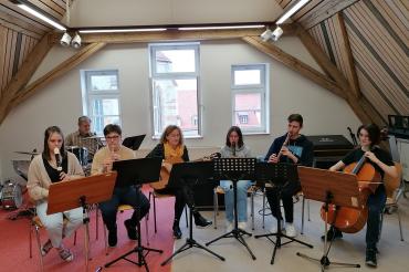 Blockflötenensemble Pfiffikus der Rieser Musikschule unter der Leitung von Elke Moll.