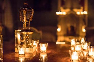 Eine nächtliche Schlossführung auf Schloss Baldern.