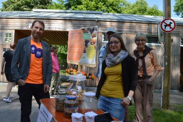 Das Bild zeigt Thomas Heydecker, Susanne Hertle, Peter und Halo Sperling (verdeckt).