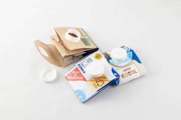 Geldbeutel aus Milchkartons. 