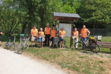 Gruppenbild der Müllsammler
