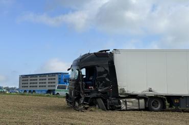 Das Bild zeigt den beteiligten Pkw. 