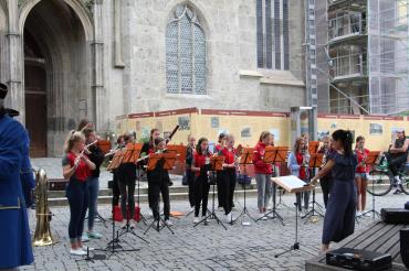 Junge Stadtkapelle bei „Musik auf dem Marktplatz“ 2022.