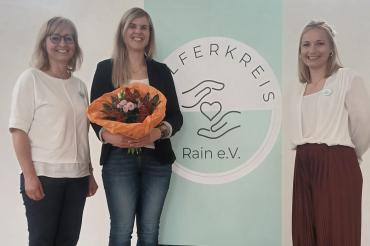 v.l.: Hedwig Rehm (Vorsitzende Helferkreis Rain), Sandra Gartner (Kripo Dillingen), Julia Schmalbach (Vorsitzende Helferkreis Rain).