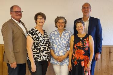 Auf dem Bild zu sehen (von links): Georg Wiedemann, Claudia Müller, Maria Noichl, Elvira Ferber, Christoph Schmid. 