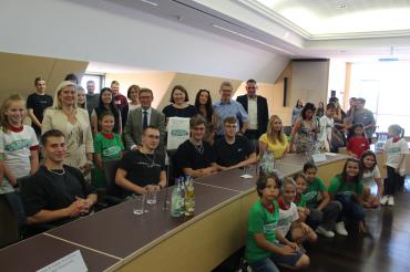 Beusch Staatsminsterin Melanie Huml 