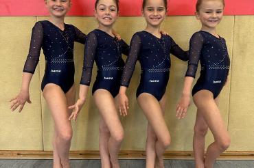 Namen von links: Elena Wanner, Laura Brendle, Leilani Gilbert, Emma Bauch