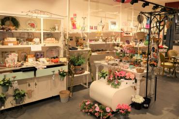 Donauwörther Pop-Up-Laden „Kunst und Café“ 