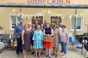 Die offizielle Eröffnung der regionalen Einkaufswoche 2023 im Dorfladen Megesheim.