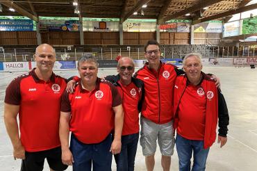 Markus Reiner, Peter Rühl, Mannschaftsführer Alfred Zinsmeister, Frank van Baalen und Franz Schneider