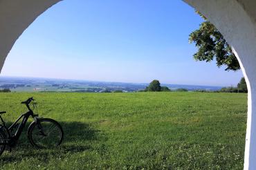 Blick von der Herz Jesu Kapelle bei Zirgesnheim.