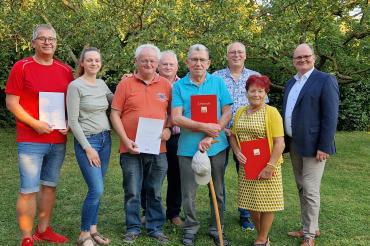 V. l. n. r.: Bernd Schneid, Barbara Hauber, Hans Rosskopf, Bernhard Rosskopf, Walter Hönle, Richard Graf, Heidi Vogel, Georg Wiedemann
