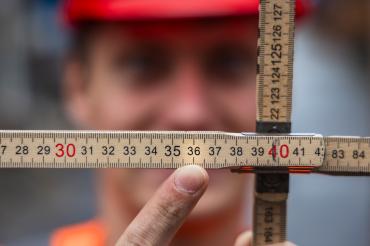 Das Bild zeigt einen Zollstock