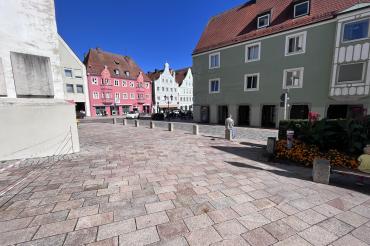 Der Platz in der oberen Reichsstraße zwischen Liebfrauenmünster und Botengasse soll attraktiver werden. 