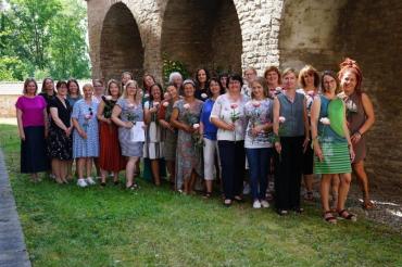 Kindertagespflege im Landkreis Donau-Ries- die Kursteilnehmerinnen freuen sich über den erfolgreichen Abschluss des Qualifizierungskurses 2023.