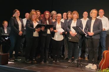 Das Bild zeigt den Chor Fis Famos