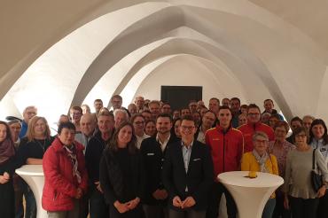 Empfang für Beteiligte des Nördlinger Sommerferienprogramms im Rathausgewölbe. 