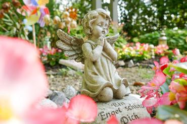 Das Bild zeigt eine Grabstätte.