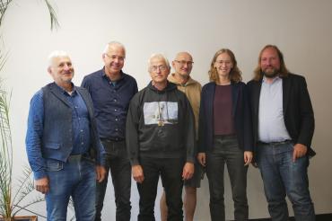 Das Bild zeigt v.l.n.r.: Karl-Heinz Bablok, Thomas Hefele, Stefan Kolonko, Gustav Dinger, Eva Lettenbauer, Anton Hofreiter 