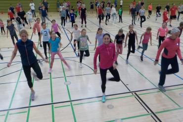Beim Sportelternabend waren alle Beteiligten von den verschiedenen Möglichkeiten der Bewegung begeistert.