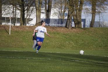 Antonia Kawan schiesst ihr 10. Tor.