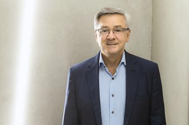 Werner Luther, Kreishandwekmeister.