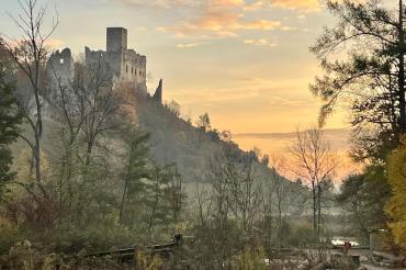Burgruine des Hochhauses.
