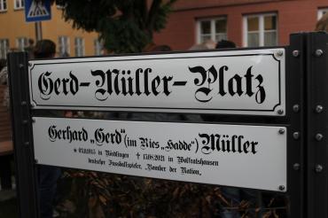 Einweihung Gerd-Müller-Platz