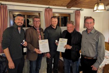 Emmerich Deutsch und Georg Schmid wurden für ihre langjährigen Mitgliedschaften geehrt.