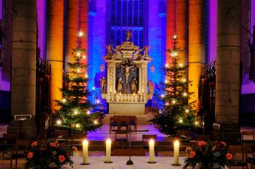 Das Bild zeigt die St. Georgskirche.